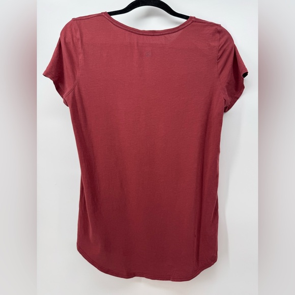 Lululemon Dusty Rose Women’s t-shirt Size 6 - Picture 2 of 5